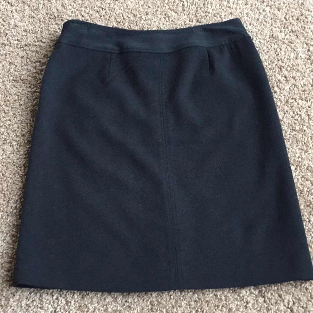 Banana Republic Skirt - Size 4